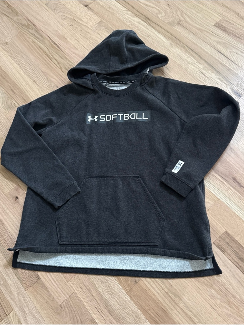 Under Armour Softball Hooded Sweatshirt Gray Women’s XL Pullover Long Sleeve